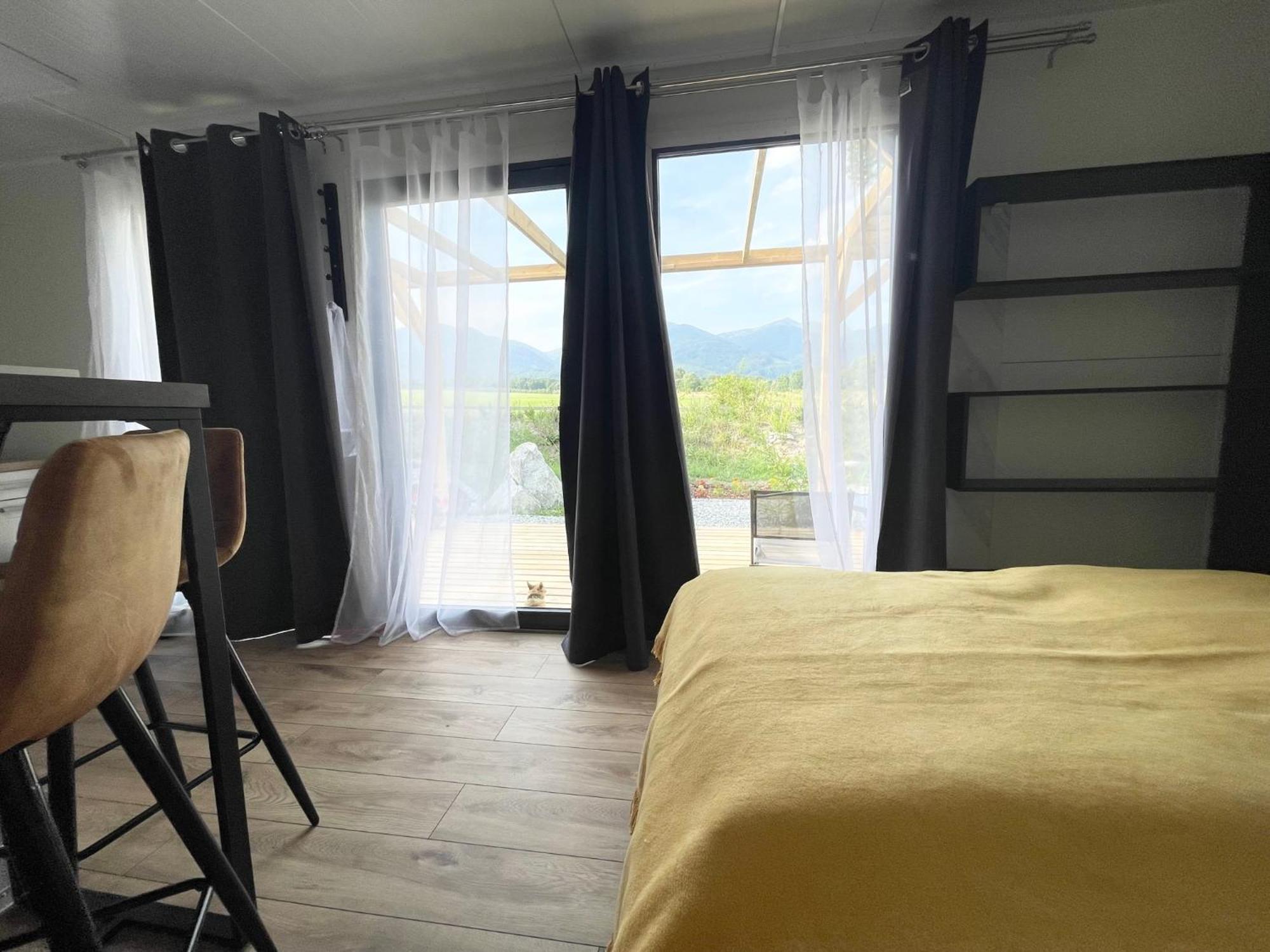 TuranyTiny House With Mountain Viewsアパートメント エクステリア 写真